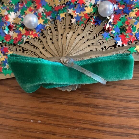 Wonderful Vtg   plastic spangled & beaded gold fan Christmas tree ornament - Picture 5 of 8